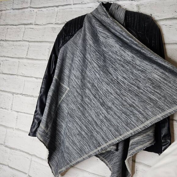 BlankNYC Waterfall Faux Leather Knit Drape Jacket Black Gray Size Small - Picture 5 of 15